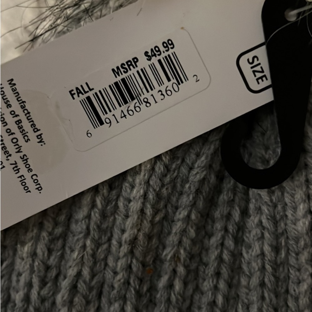 Adrienne Landua Hat
